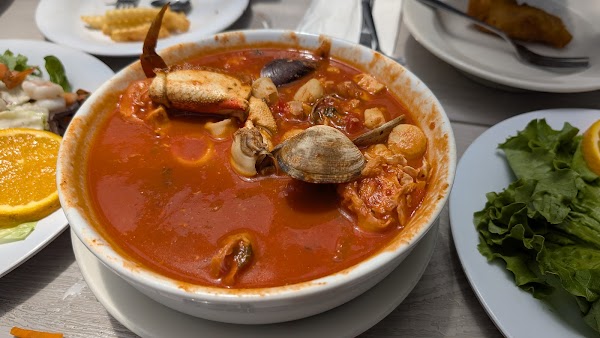 Phil's Fish Market & Eatery 3