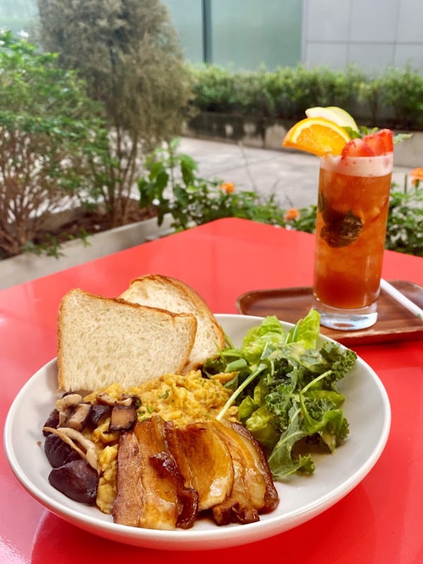 NICO NICO - Café & Brunch Place 4