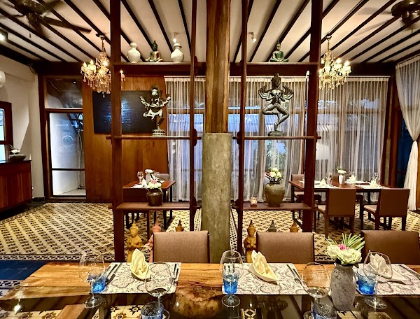 LUM ORNG Farm to Table Restaurant 5