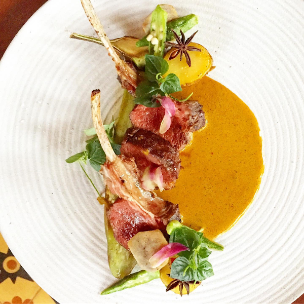 LUM ORNG Farm to Table Restaurant 4