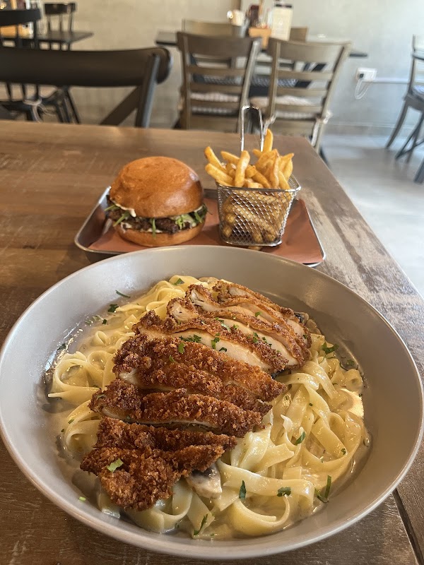 Slate Kitchen & Cafe’ 2