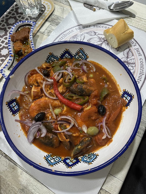 Restaurant Com_Art مطعم كومارت 3