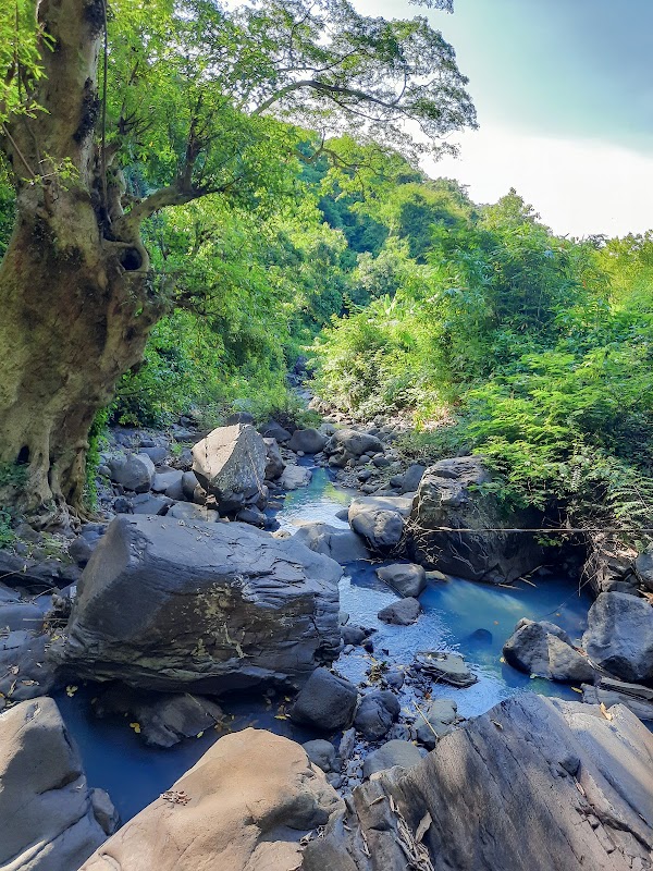 Singsing Waterfall 4