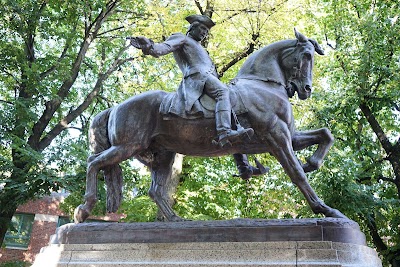 Paul Revere Statue