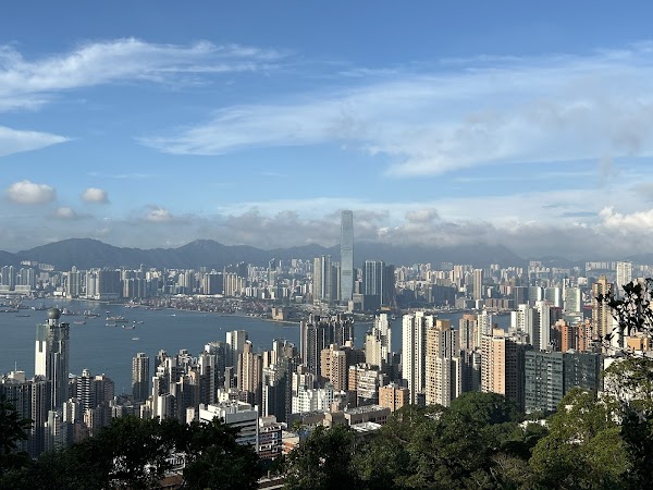 Lung Fu Shan Morning Trail 1