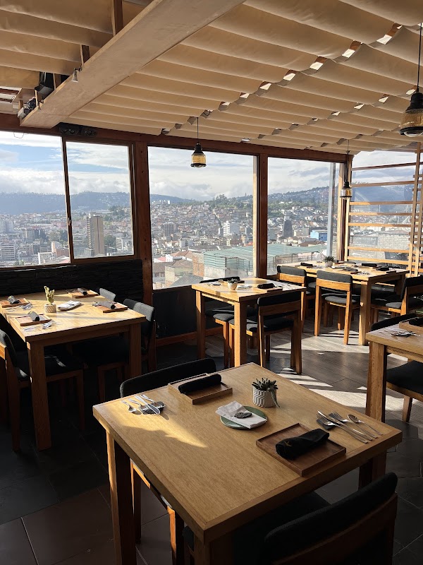 X LO ALTO RESTAURANTE 5