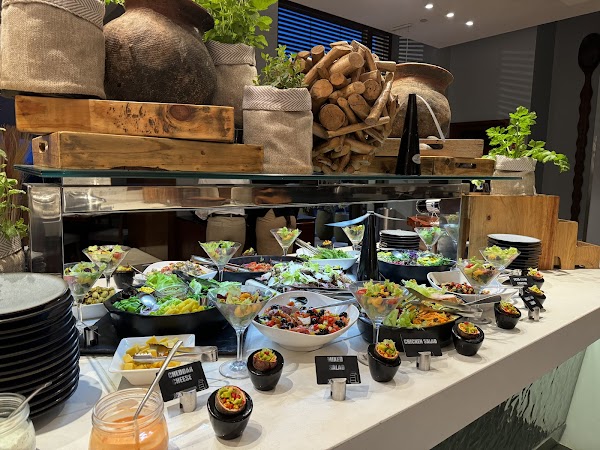 The Larder Restaurant & Terrace 4