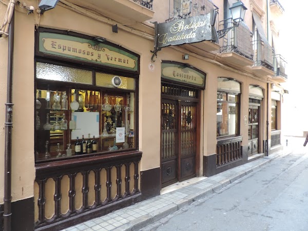 Bodegas Castañeda 1