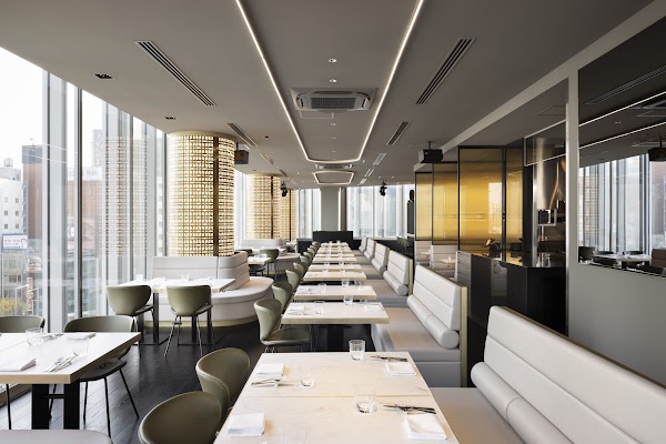 TWO ROOMS Grill & Bar 1