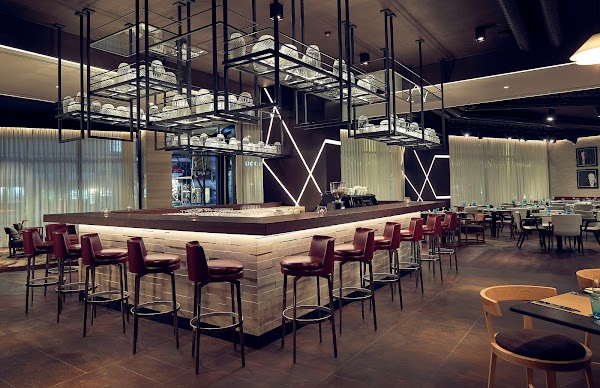 Two Kings Restaurant by Hilton 1