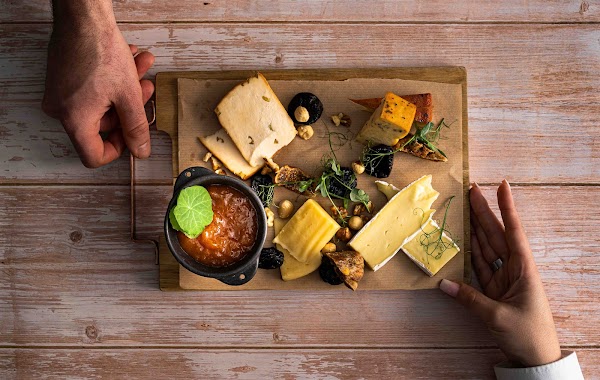 Two Kings Restaurant by Hilton 5