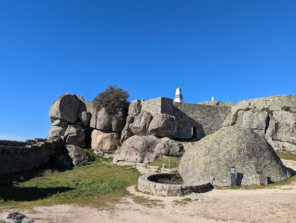 Castle of Monsanto 4