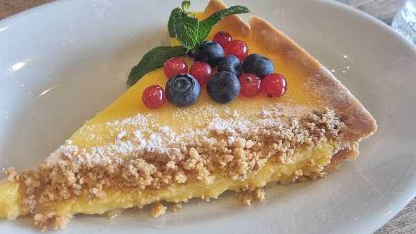 Franzos Coffee Shop 4