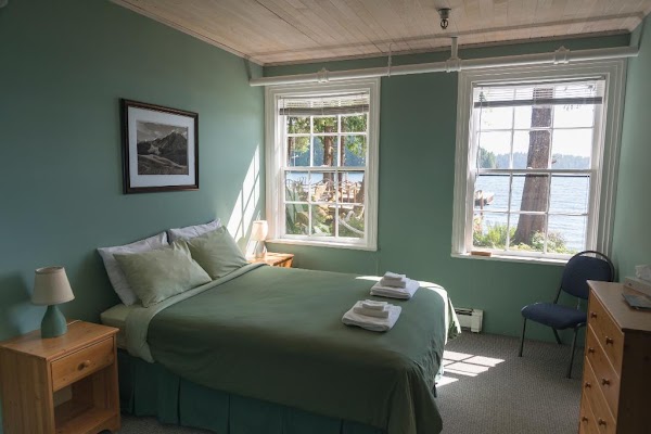 Broken Islands Lodge 2