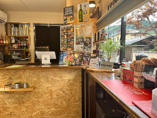 Container Style Cafe 1