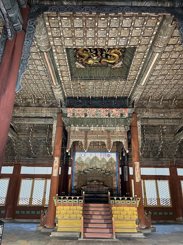 Deoksugung Palace 3