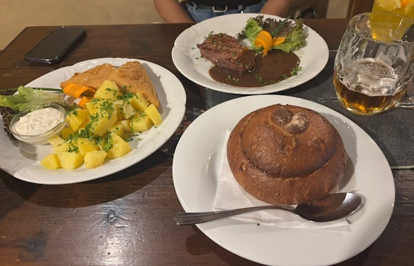 Restaurace Mlejnice 4