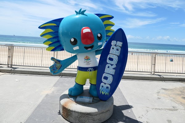 Surfers Paradise Beach 4