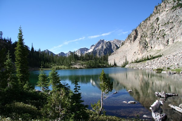 Sawtooth Lake