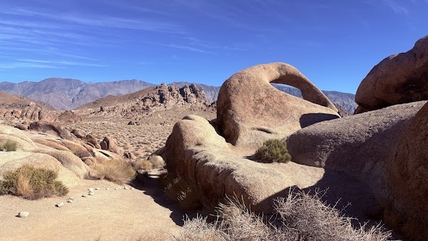 Mobius Arch Loop Trail 1