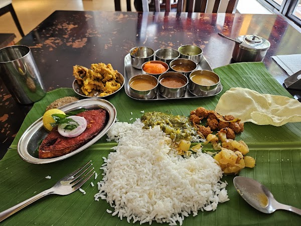 Mollagaa Restaurant 3