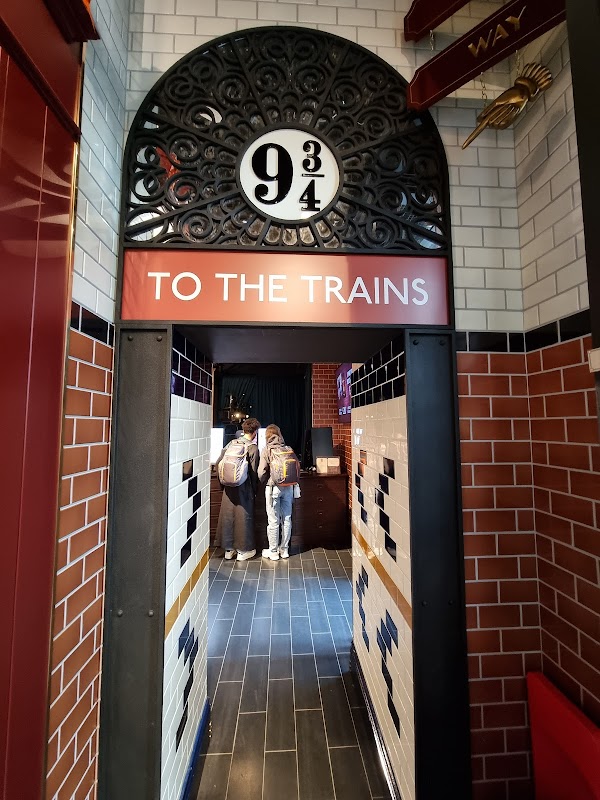 Platform 9¾ at King's Cross Station 3