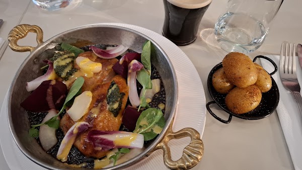 The Vintage Kitchen 5