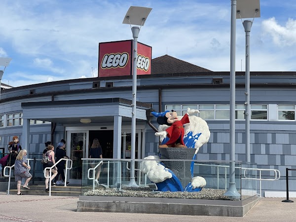 The LEGO® Store Disney Springs