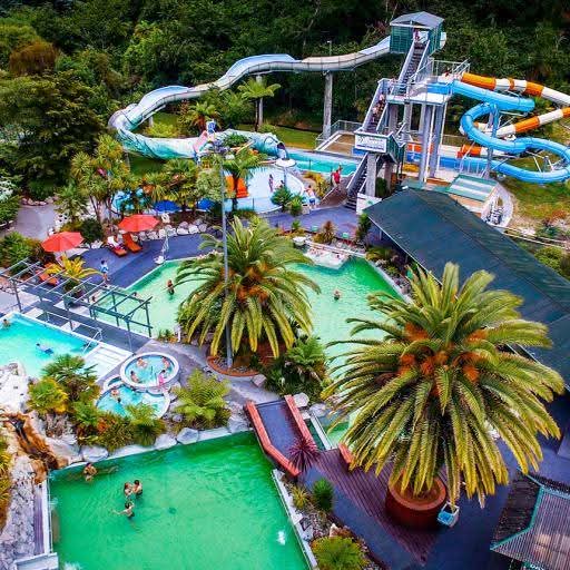 Taupo DeBretts Hot Springs 5