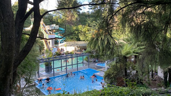 Taupo DeBretts Hot Springs 2