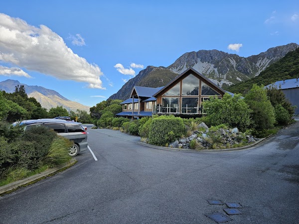 Aoraki Alpine Lodge