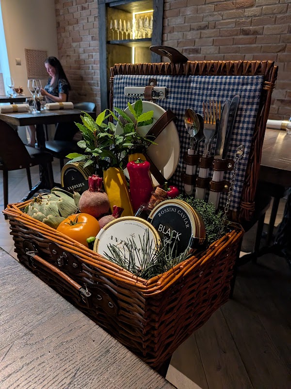 Bottiglieria 1881 Restaurant 4