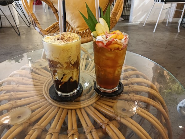 The Cafe Apartment 4