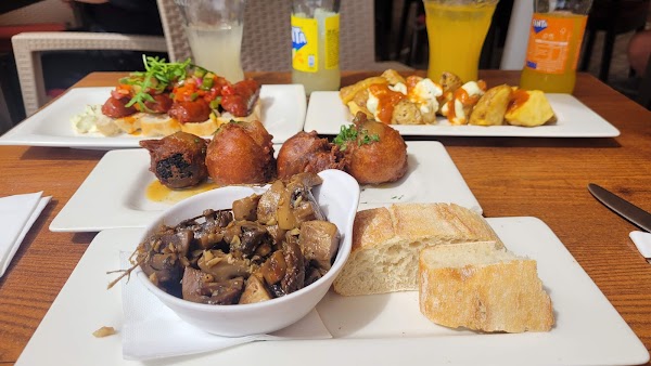 La Plaza Malaga - Calle Alcazabilla 4