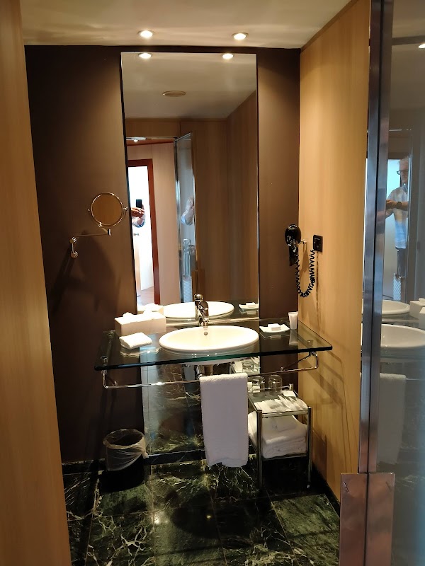 AC Hotel Malaga Palacio 3