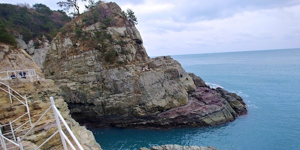 Sinseondae Cliff 3