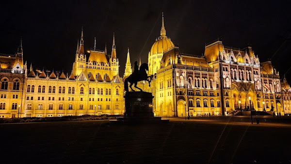 Hungarian Parliament Building 6