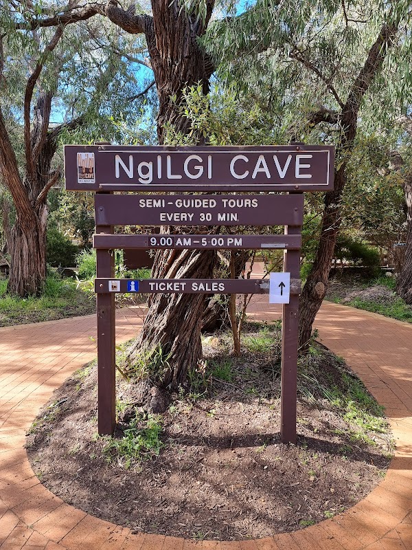 Ngilgi Cave Ancient Lands Experience 3