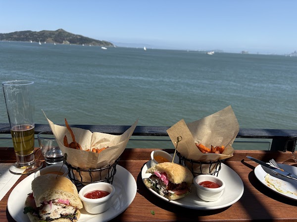 Barrel House Tavern 3