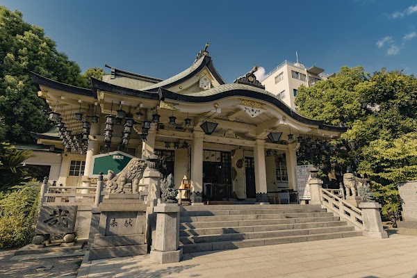 Namba Yasaka Shrine 6
