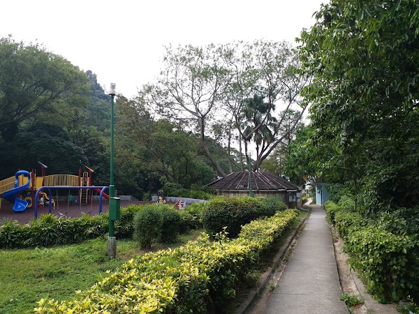 Chung Hom Kok Beach 3