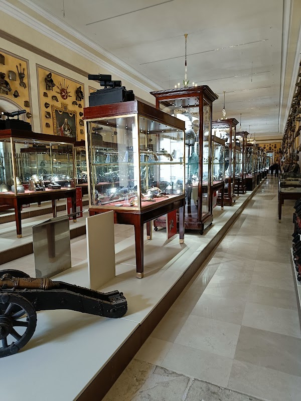 Grandmaster Palace Courtyard 4