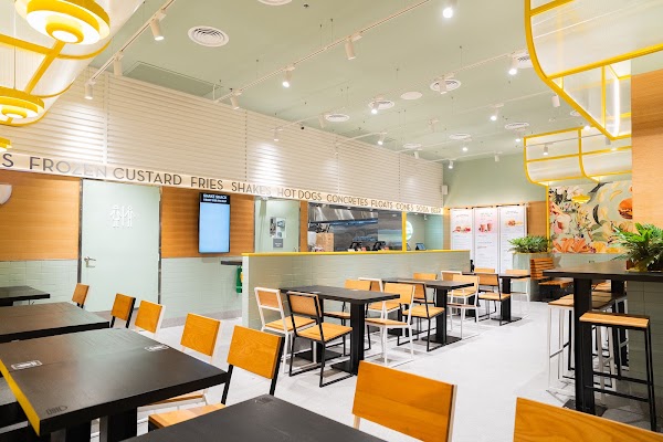 Shake Shack - Robinsons Magnolia 1