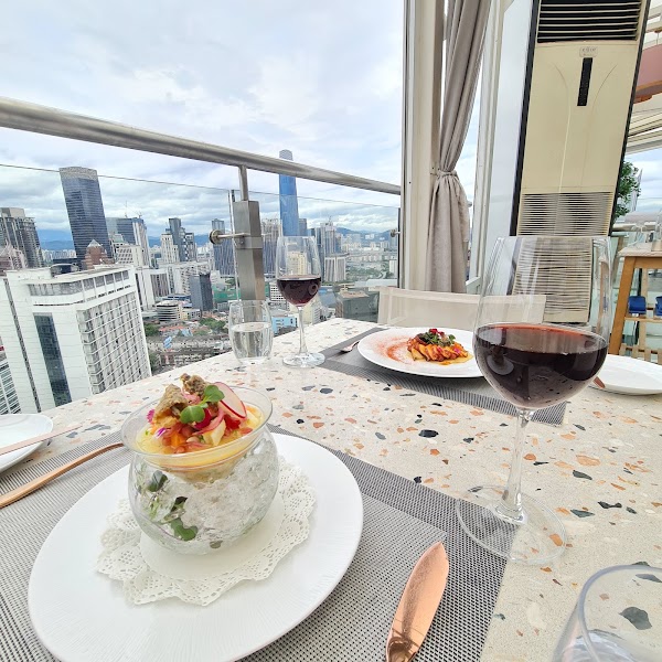 Cielo Rooftop - Dining and Lounge 5