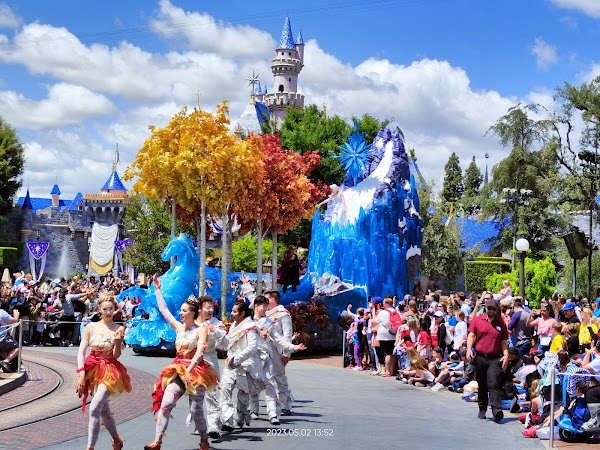 Sleeping Beauty Castle Walkthrough 4