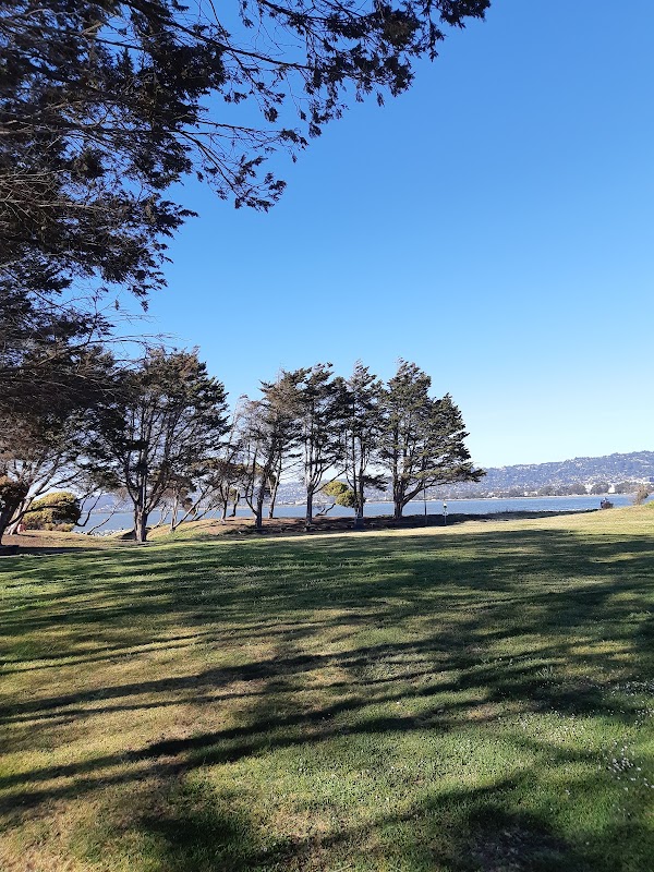 Emeryville Marina Park 6