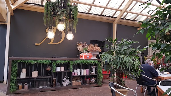 Miss Perez Kitchen & Bar 1