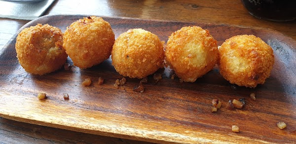 Chives Bistro & Market 5