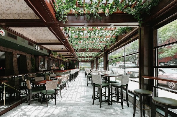 Joe’s on Newbury 1