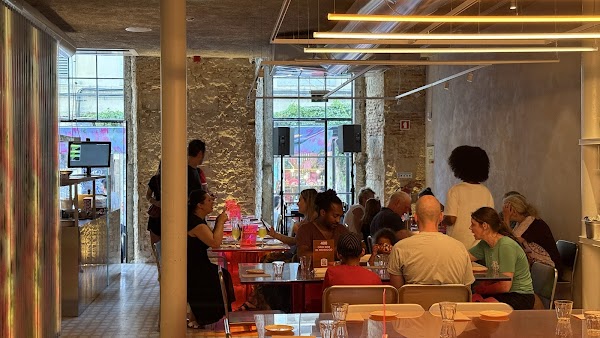 Sophia Pizzoteca & Bar 4